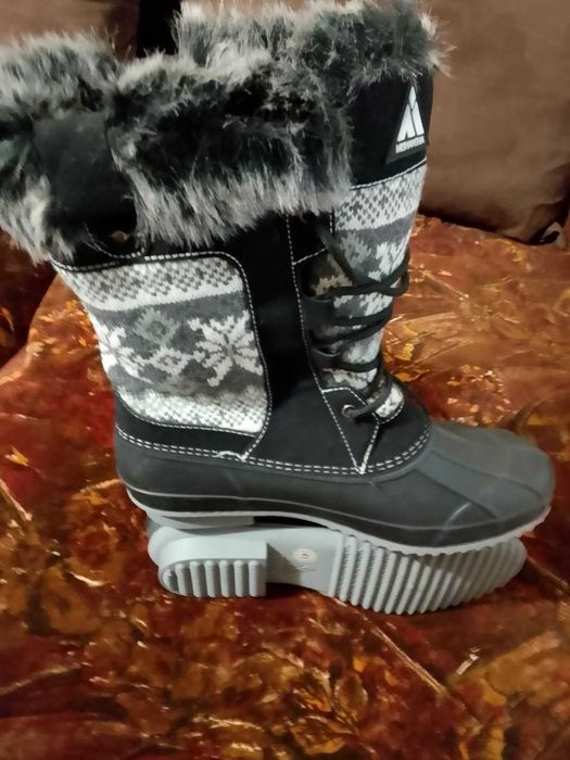 Дамски ботуши с подплата