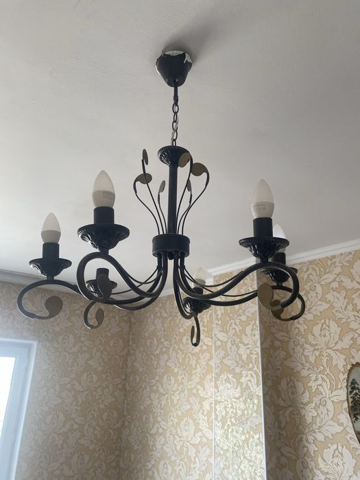 Люстра металическая 6ти рожковая