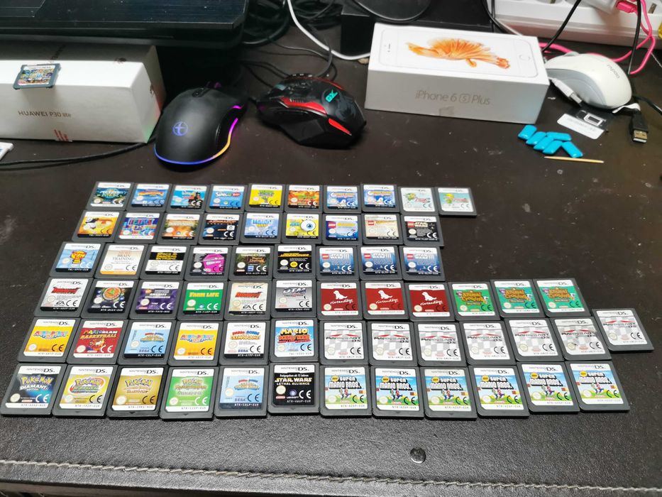 Vand Colectie Lot 351 de jocuri nintendo DS si 3DS Schimb auto / teren