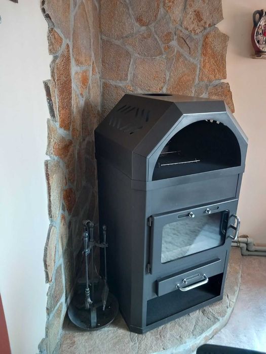 Комплект - камина с водна риза, помпа и др.