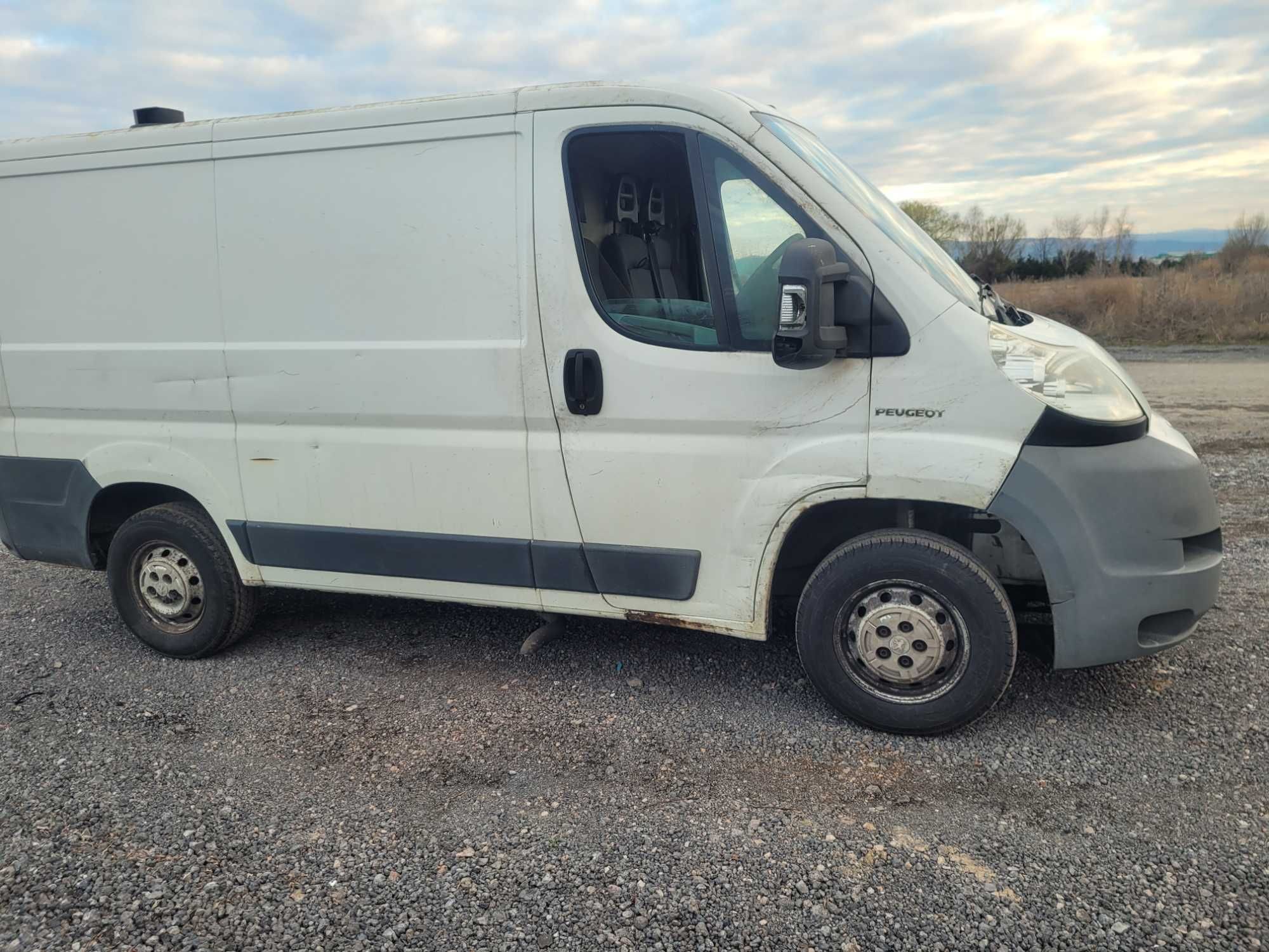 *** САМО НА ЧАСТИ *** Peugeot Boxer 2.2HDI, десен волан, 5 скорости