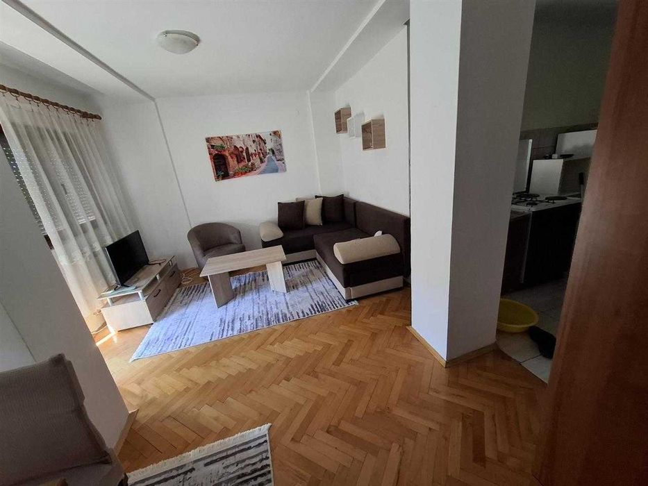 Дава се под наем Двустаен апартамент в Пловдив, Кючук Париж - 70 кв.м за 306 € - Снимка #9