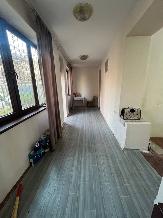 Сдаётся квартира на Новомосковском 2 комнатная