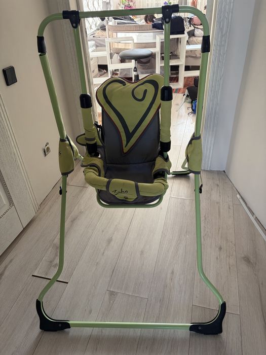 Продам детскую качелю в отличном состоянии