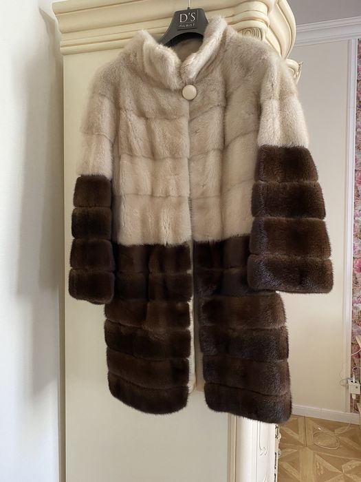 Продам норковую шубу