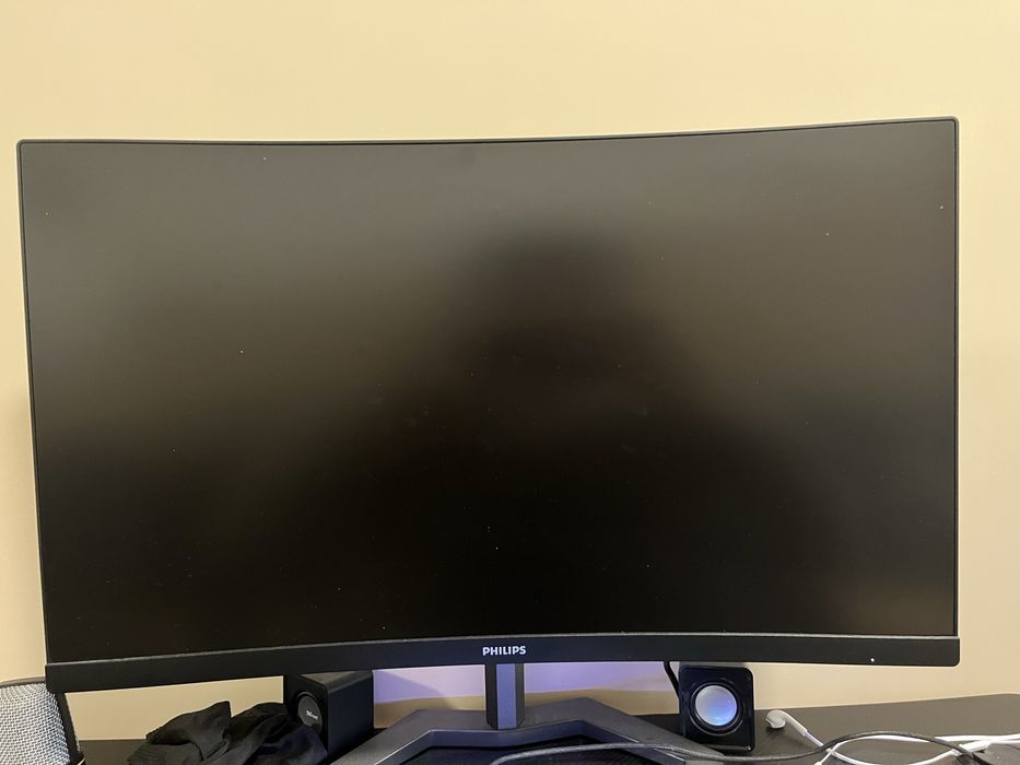 Геймърски монитор-27” Philips 27M1C5200W Curved 240Hz
