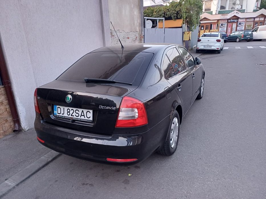 Vând skoda Octavia 1.6TDI cumpărată din Germania în 2017 cu 98000km