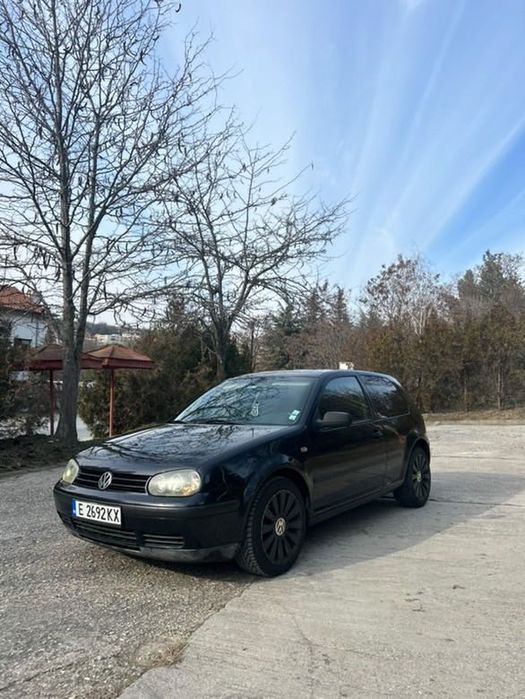 Продавам golf 4 1.9 110к.с