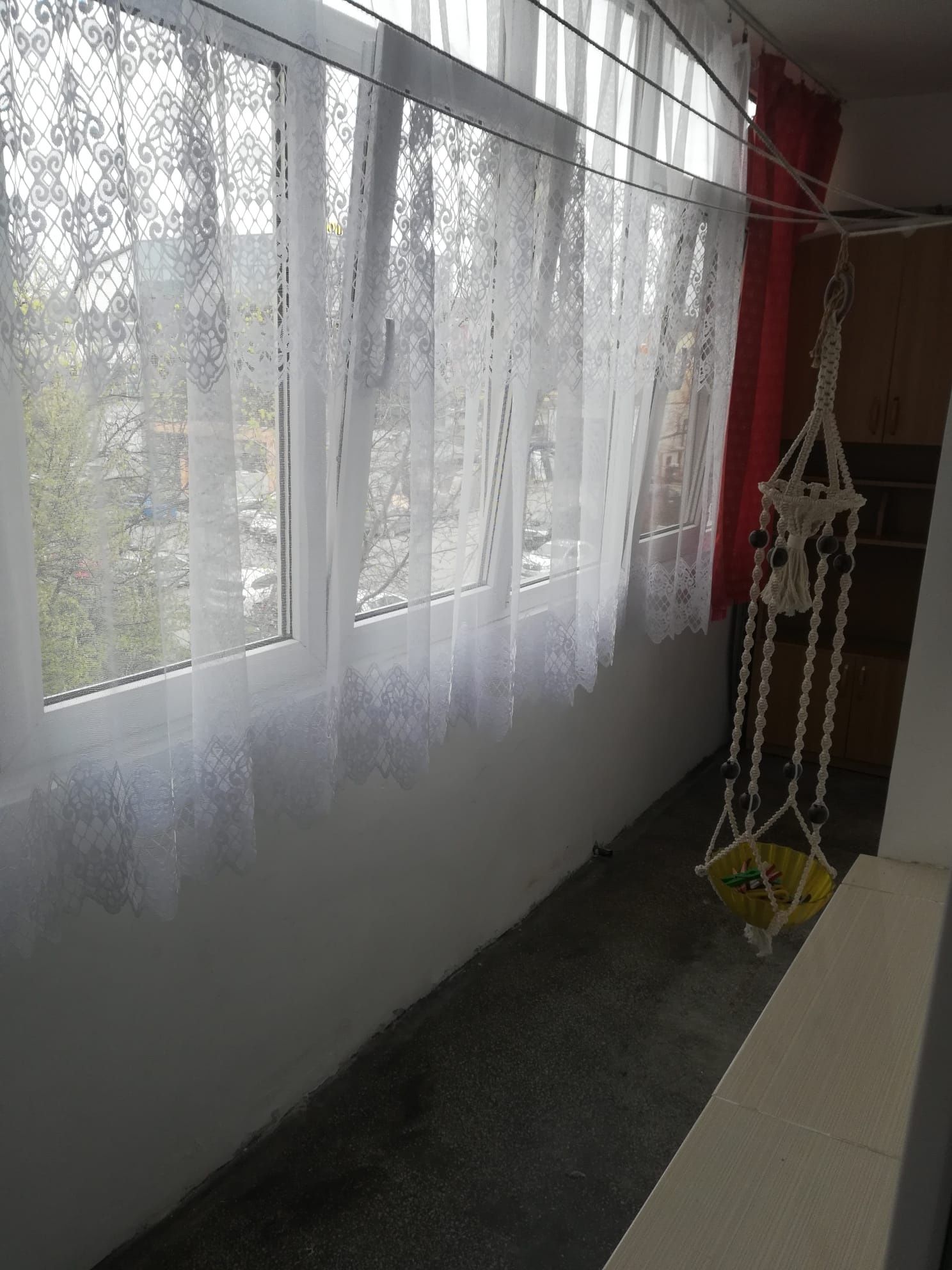 Închiriez apartament 2 camere Podu Ros. M