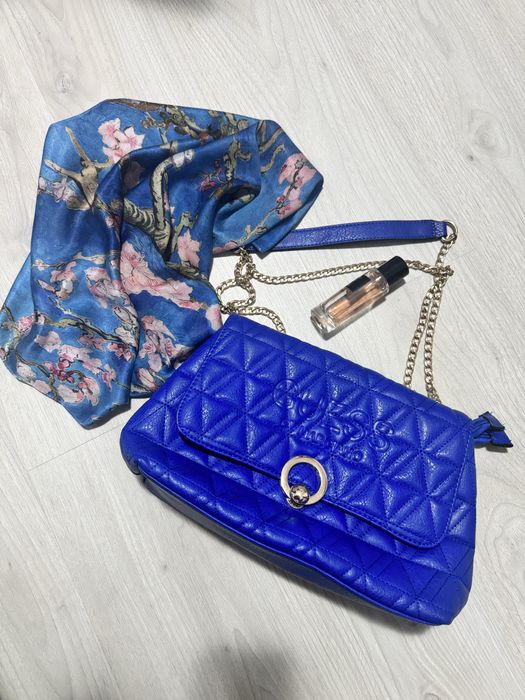 Geanta Guess albastra