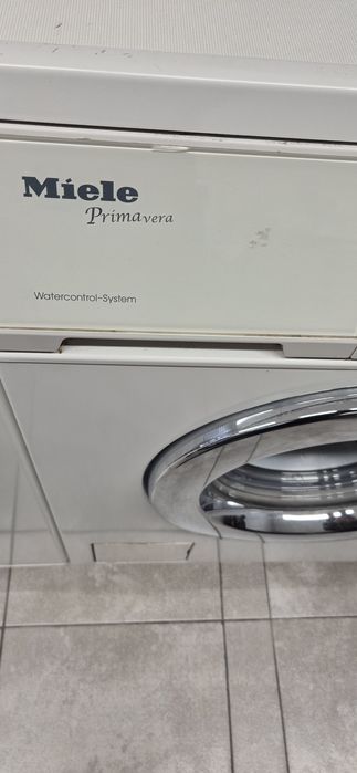 Сушилня Miele Novotronic 1442 и  пералня Miele prima vera