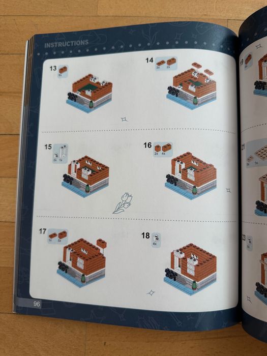 Книжка Лего Mini Modulars (НОВА)