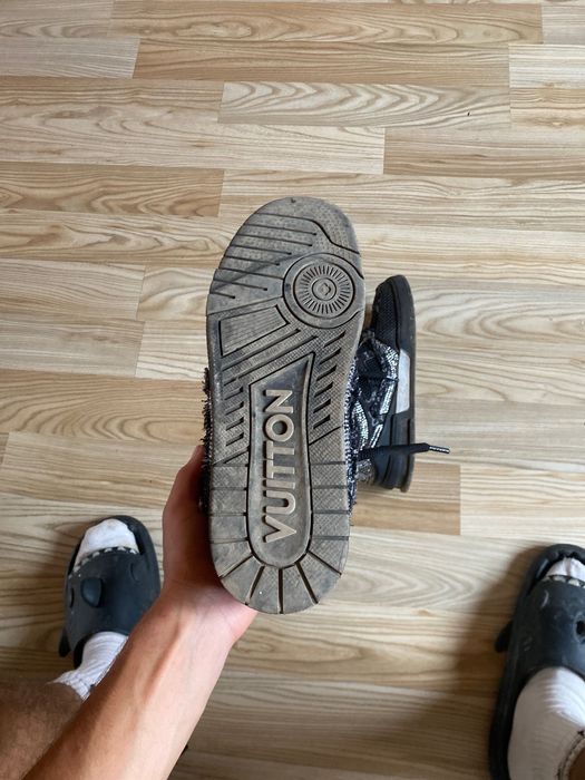 vand lv skate purtati de cateva ori