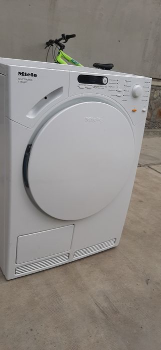 Uscător      haine       Miele