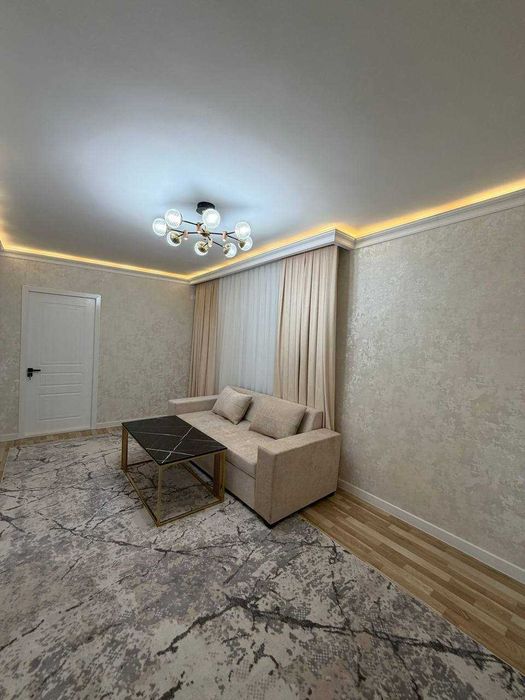 Продам 3 в 4-х комнатную в Яшнабадском районе.Дубовая.3/2/4 кирпич