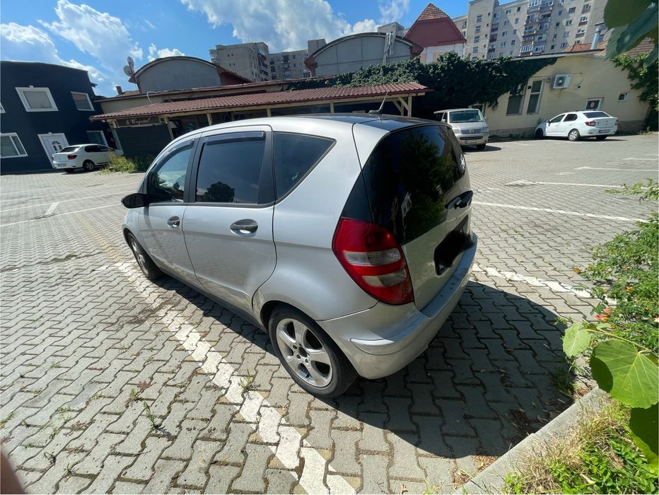 Vand urgent mercedea A160