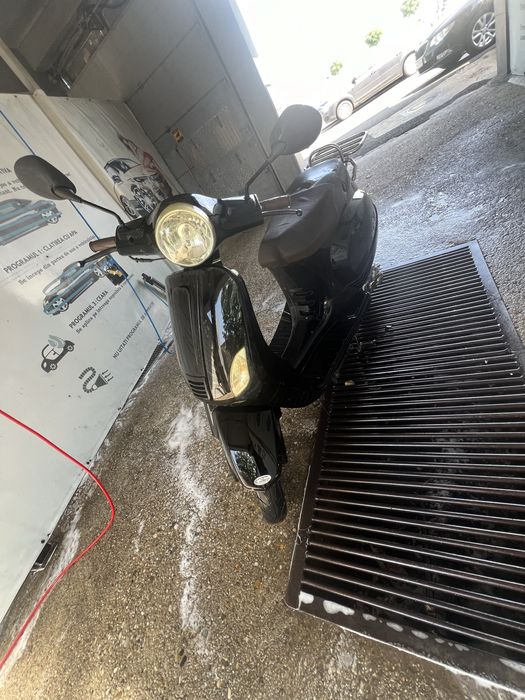 Vand La Souris FARA PERMIS