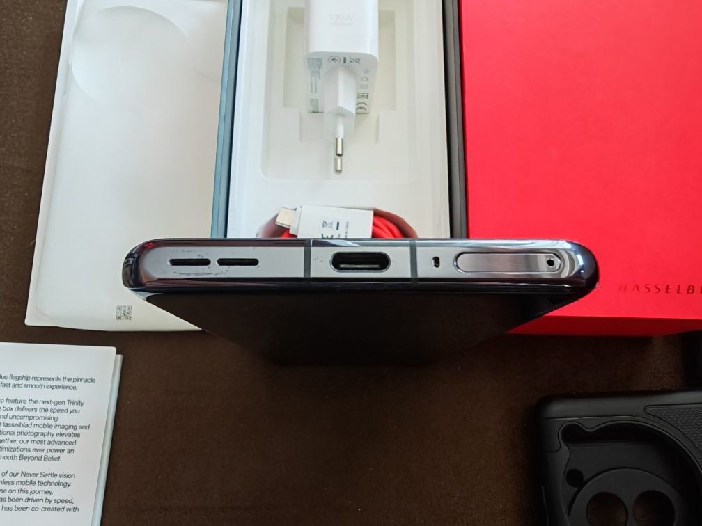 OnePlus 12 16/512 като нов