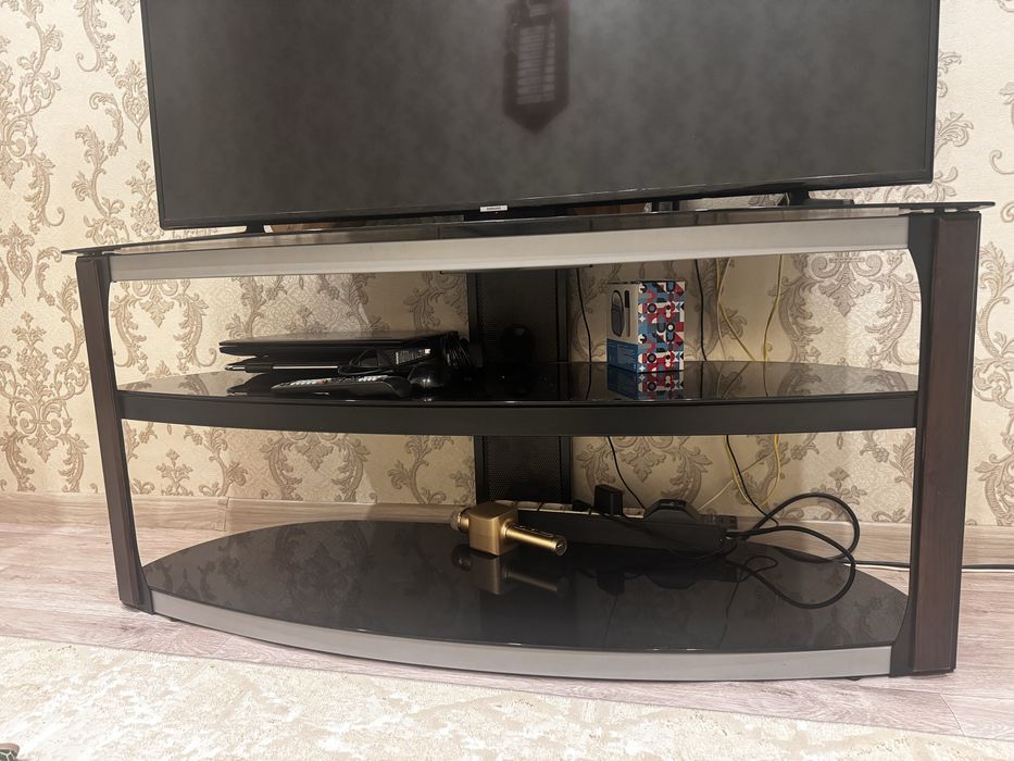 Тумба под телевизор