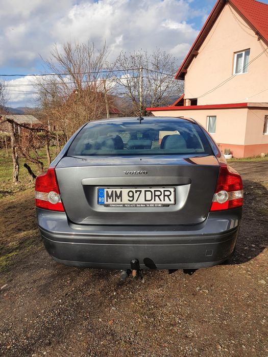 Volvo S40 2.0 diesel - motor defect