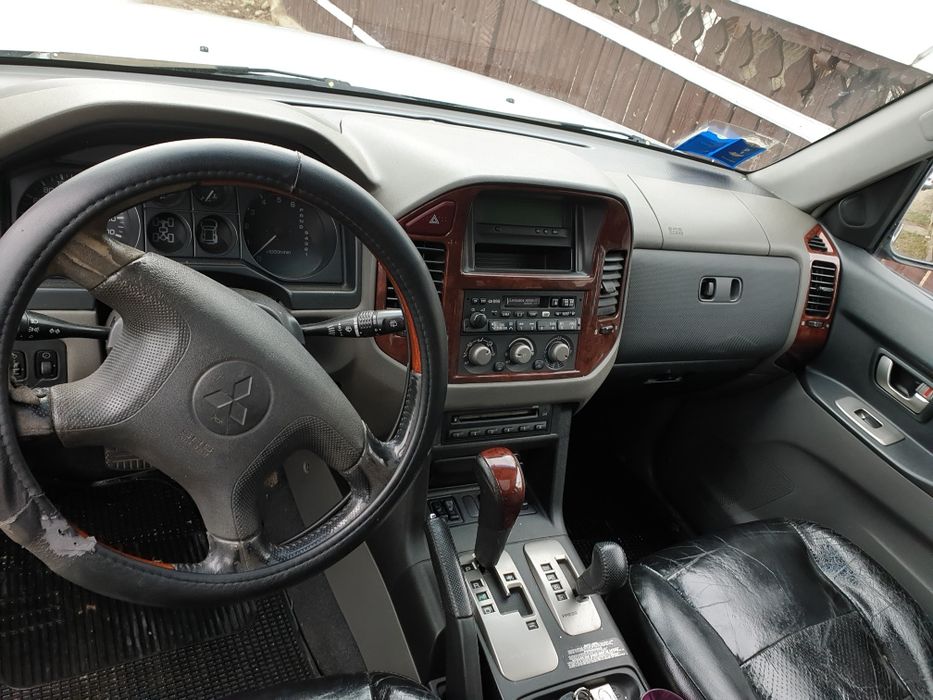 Mitsubishi pajero