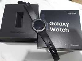 Продам смарт часы Galaxy watch 4