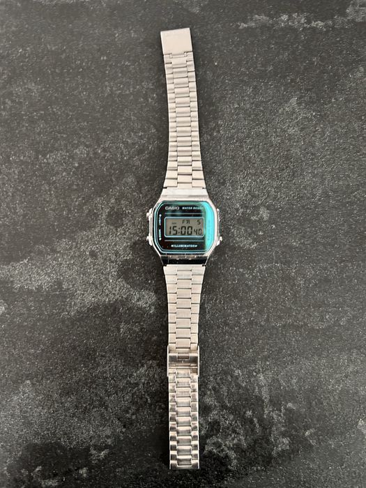 Casio vintige с леки следи от употреба