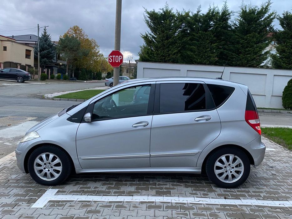 Vand Mercedes A150 Facelift 175000 km cutie automată