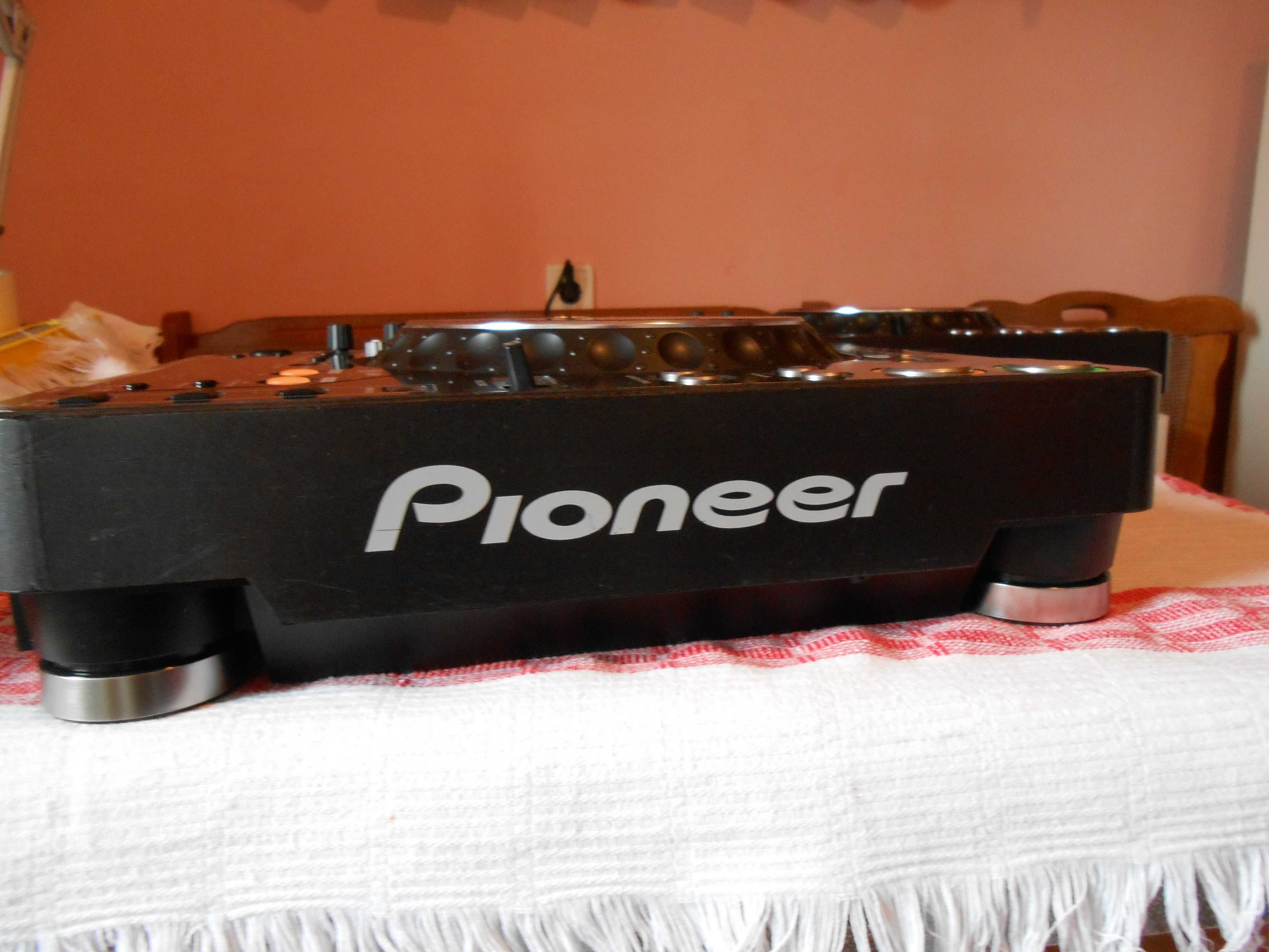 Playere Pioneer CDJ 1000Mk3 ca Behringer,Reloop,Numark,DJM,Omnitronic