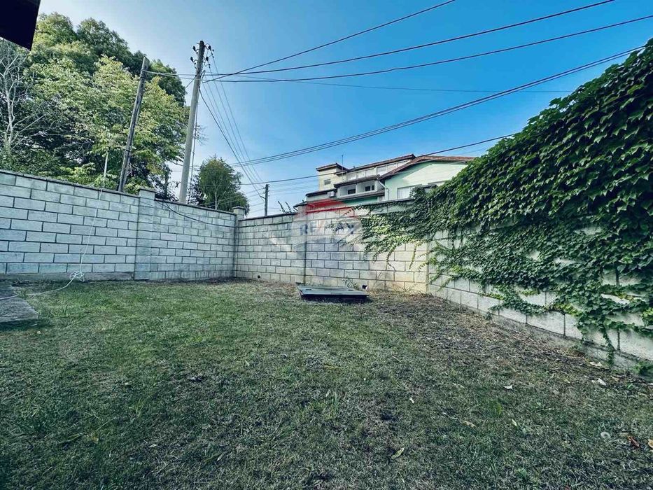 Двуетажна къща за продажба, с. Кранево, Я.И.