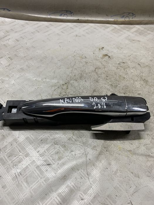 maner exterior dreapta spate  nissan navara 2.3 motorina 2016