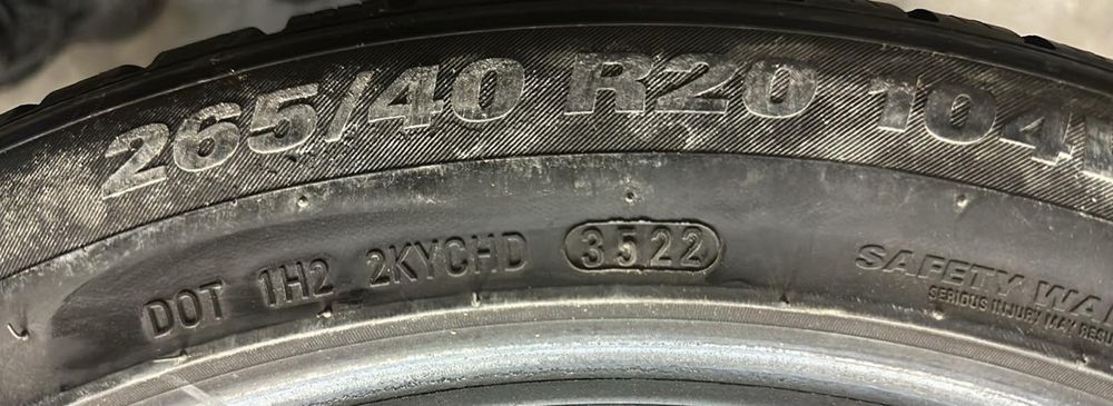 Kumho WP72 Wintercraft 265/40/20 зимни