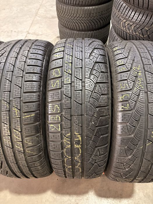 Anvelope iarna 235/50/19 Pirelli Sottozero 2 235 50 19 R 19