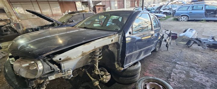 Ansamblu stergatoare parbriz volan pe stanga Volkswagen VW Golf a 4-a