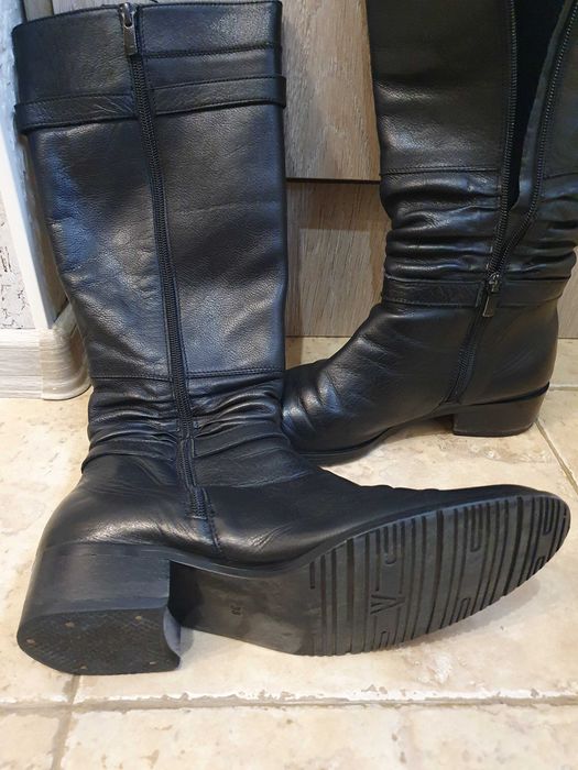 Дамски ботуши от естествена кожа