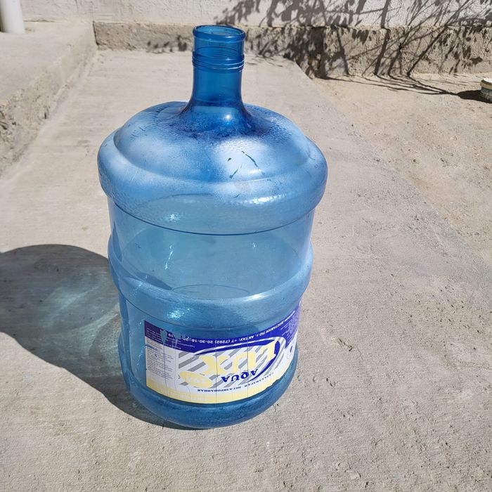 Баклашка 19 л  продаётся