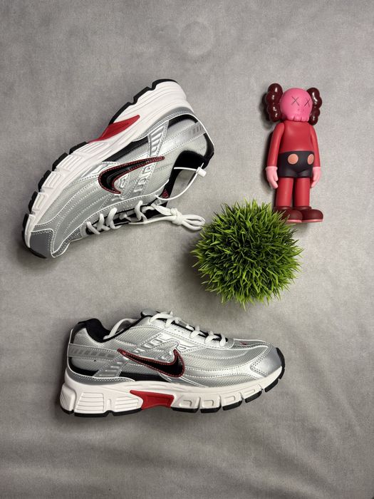 Кроссовки Nike initiator