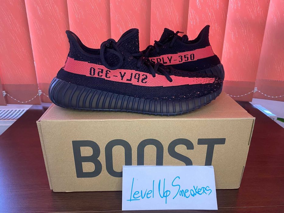 Urgent Adidas Yeezy Red Stripe 42