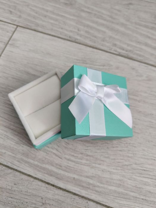 Lot 31 cutițe bijuterii marca Oirlv