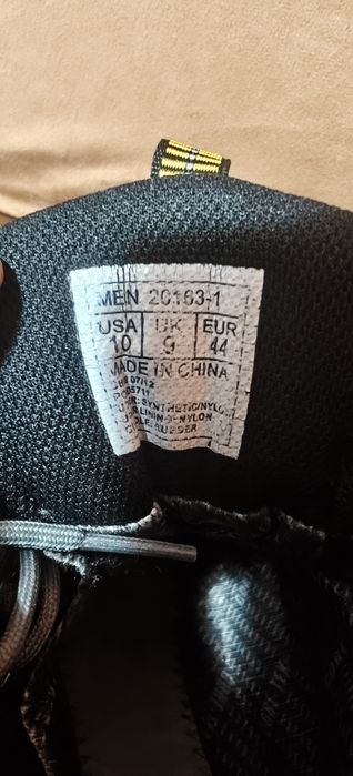 Ghete drumeție Saucony Adventerra