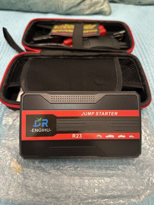 Robot pornire auto baterie descarcata/Car Jump Starter/NOU