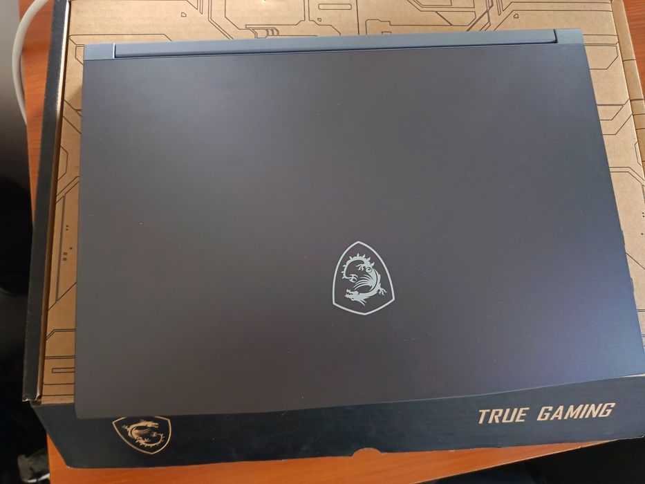 MSI Noutbook 1 yil kafolat