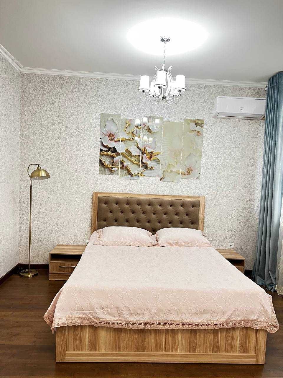 Сдаётся кв ор-р Художников Метро Бий 2/2/4 ро-н Мирзо-Улугбекский 521*