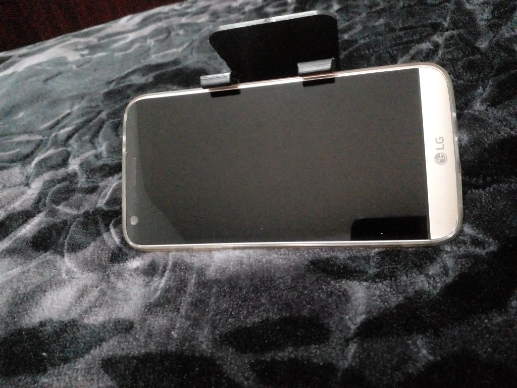 Srochna lg g 5 sotiladi korea
