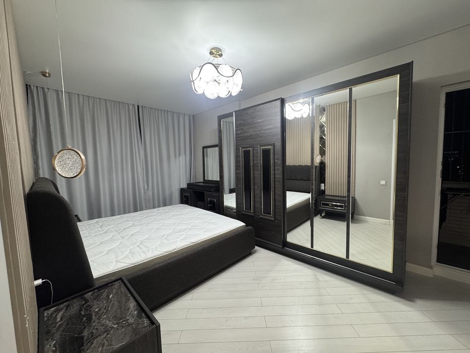 Спальный гарнитур