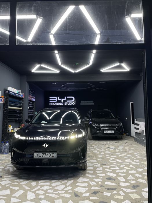 Tonirovka Brone plenka Polirovka Ceramica Salon laminatsiya va servis