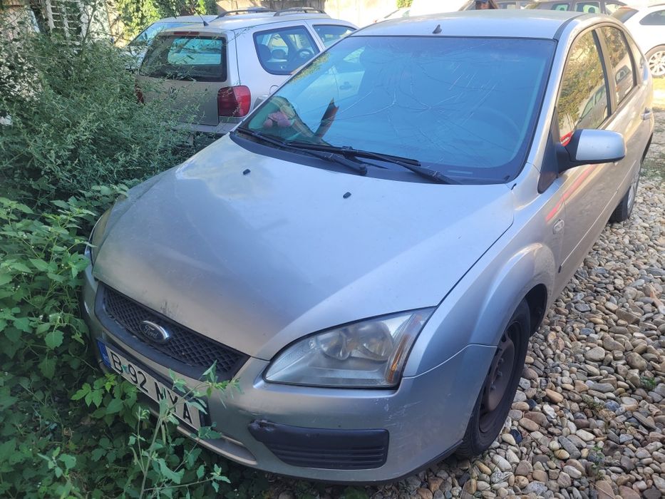 Ford focus 2 usor avariat