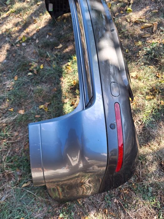 Задна броня за VW Touareg 5.0tdi V10 7L перфектна  към боя и здравина