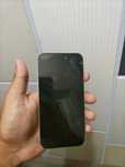 Продавам Iphone 13