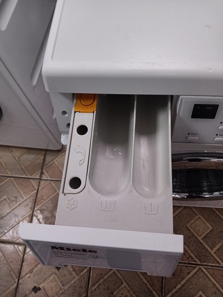 Пералня Миеле Miele   W 3923  6кг А++ 24 месеца гаранция!